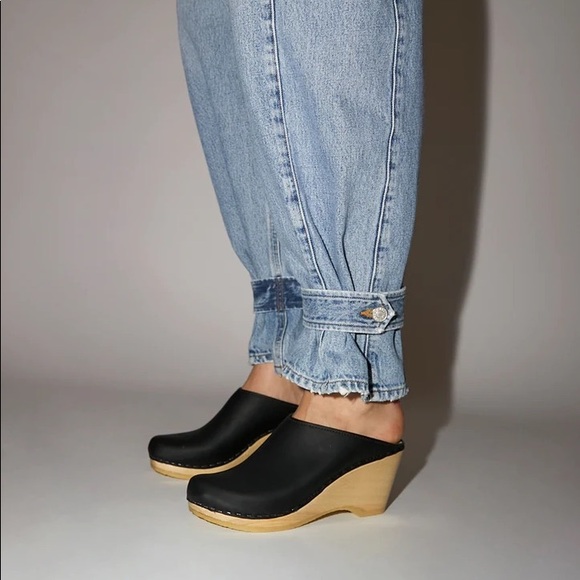 No. 6 Shoes - No.6 new school black leather clog